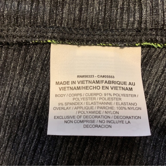 Women’s Nike Golf Dri-Fit long sleeve zip front top. Size XS New with Tags! - Picture 3 of 5